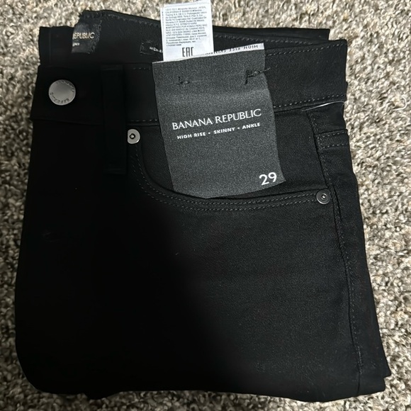 NWT! Banana Republic Premium Denim Black High Rise + Skinny - Multiple🔹 - Picture 11 of 16
